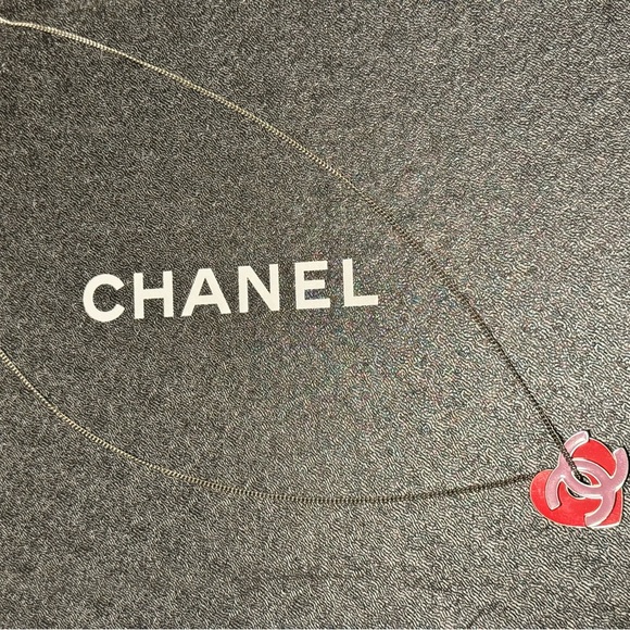 Authentic Chanel Heart Here Mark Necklace - Picture 2 of 7